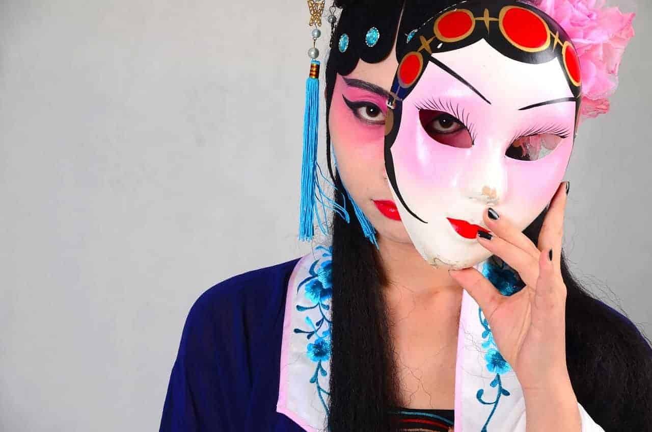 Internationale Kompetenz hat viele Gesichter. In Japan gilt auch das Gesicht zu bewahren.