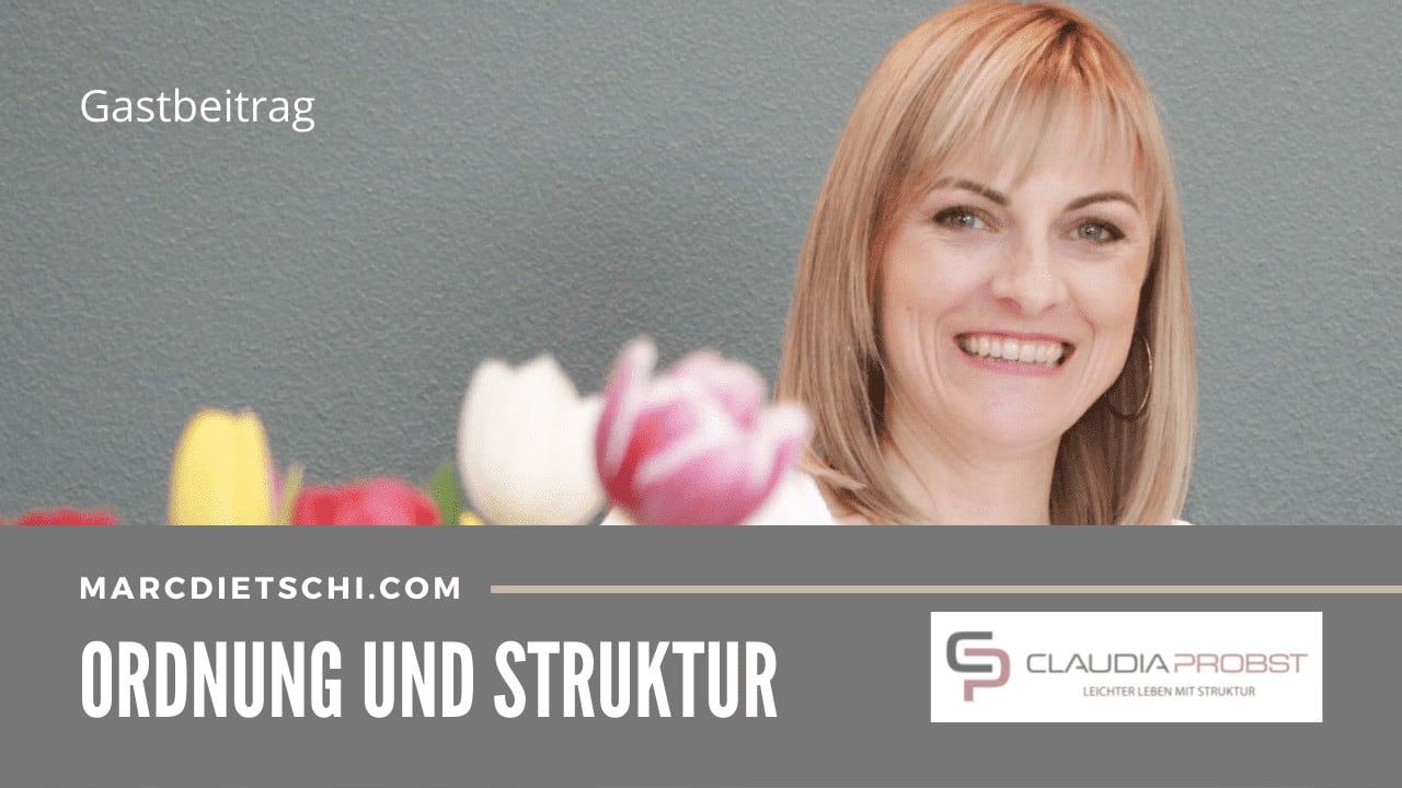 Claudia Probst und Blumen
