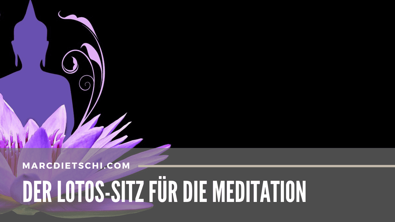 Lotusblume neben Text, der die Bedeutung des Lotossitzes für die Meditationstechnik hervorhebt, ideal für spirituelle Praktiken und Ruhe.