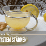 Eine heisse Tasse Ingwertee und Zitrone, um das Immunsystem zu stärken.
